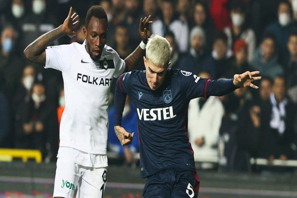 CHP Trabzon İl Başkanı &Ouml;mer Hacısalihoğlu, Trabzonspor&rsquo;un Altay ile oynayacağı