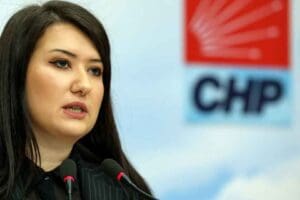 CHP İzmir 2'inci B&ouml;lge 1'inci sıra adayı CHP Genel Başkan