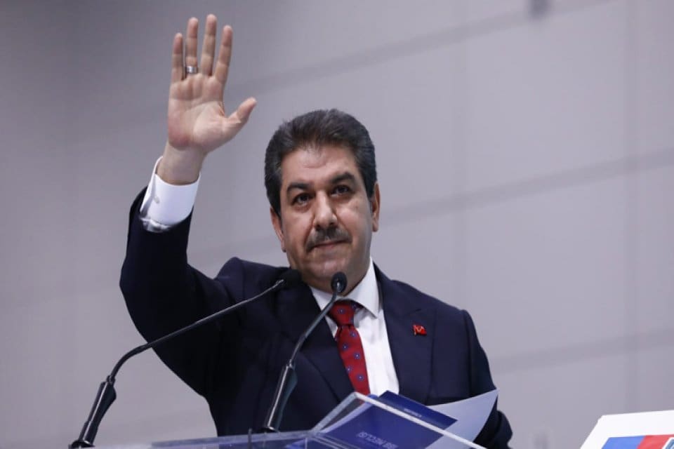 Esenler Belediyesi'nin CHP'li Meclis &Uuml;yesi Kemal Şahin, Esenler Belediye Başkanı