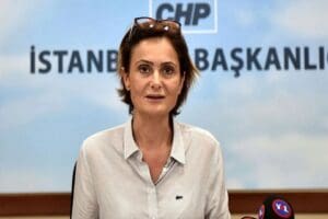CHP İstanbul İl Başkanı&nbsp;Canan Kaftancıoğlu,&nbsp;İstanbul Atak&ouml;y&rsquo;de bulunan deprem toplanma alanın