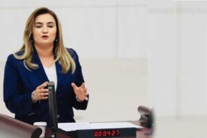 CHP İzmir Milletvekili ve TBMM Başkanlık Divanı Katip &Uuml;yesi Av.