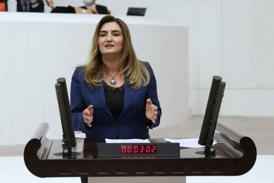 CHP İzmir Milletvekili ve TBMM Başkanlık Divanı Katip &Uuml;yesi Av.