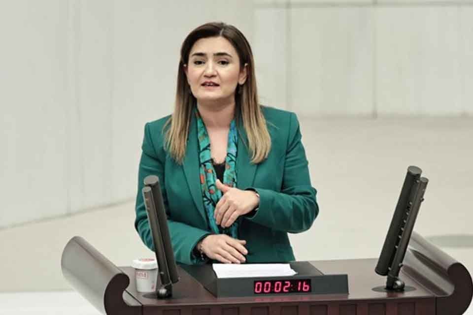CHP İzmir Milletvekili ve TBMM Başkanlık Divanı Katip &Uuml;yesi Av.