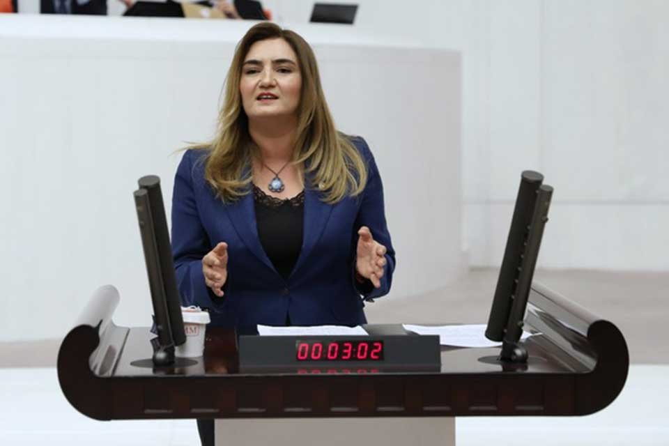 CHP İzmir Milletvekili ve TBMM Başkanlık Divanı Katip &Uuml;yesi Av.