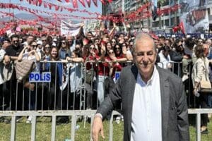 Cumhuriyet Halk Partisi PM &Uuml;yesi ve İzmir Milletvekili Adayı Rıfat