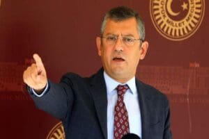 Cumhurbaşkanı adayı g&uuml;ndemiyle ilk kez bir araya gelecek altılı masa