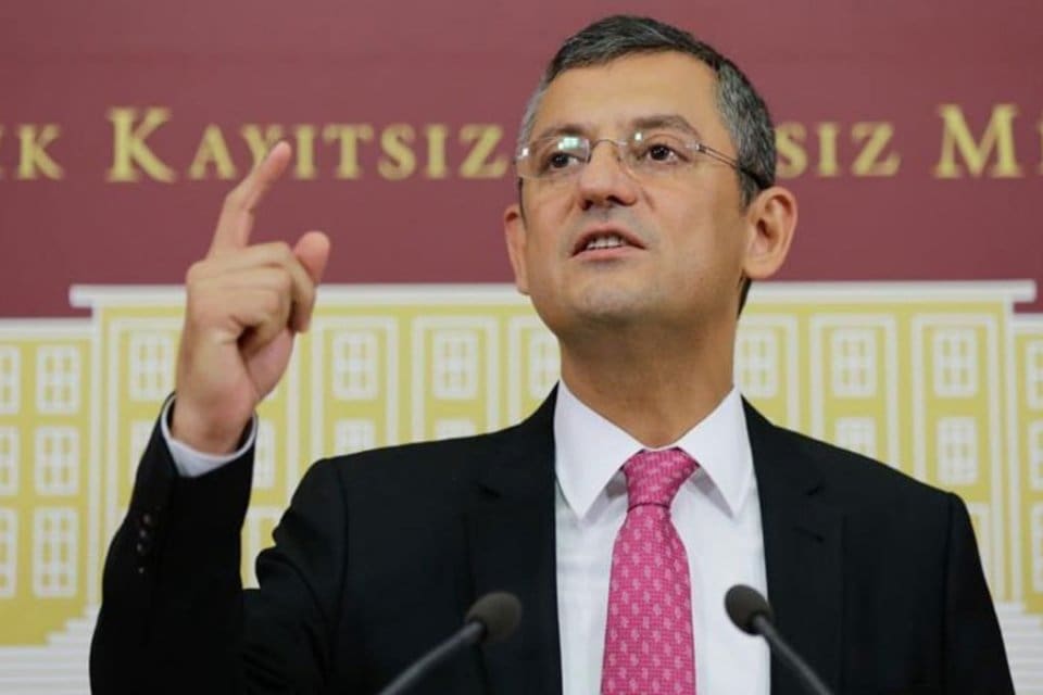 CHP Grup Başkanvekili &Ouml;zg&uuml;r &Ouml;zel, TBMM Genel Kurulunda Anayasa Mahkemesi