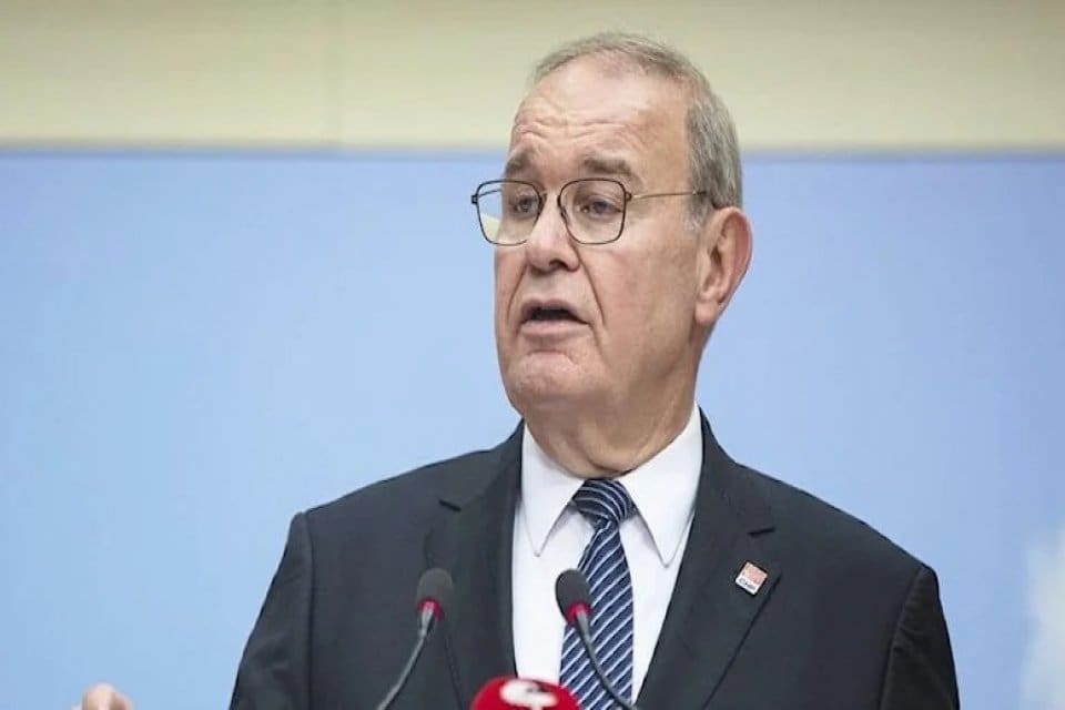 CHP'li Faik &Ouml;ztrak, "Kışa girerken, ciddi bir gıda ve barınma