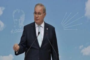 Fahiş kira ve ev fiyatlarına dikkat &ccedil;eken CHP S&ouml;zc&uuml;s&uuml; Faik
