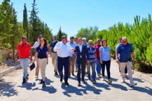Çeşme'de de yaşanan orman yangınları nedeniyle bölgeye gelen CHP Doğa