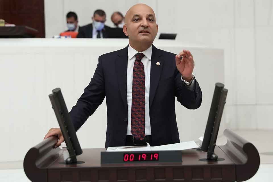 Cumhuriyet Halk Partisi İzmir Milletvekili ve TBMM Çevre Komisyonu Üyesi