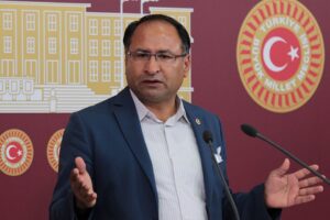 CHP İzmir Milletvekili &Ouml;zcan PUR&Ccedil;U, TBMM Başkanlığı&rsquo;na, pandemi sonrası başta