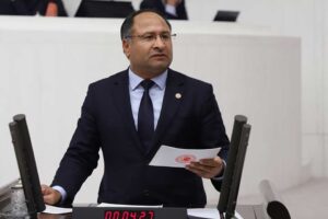 Seçim Bölgesi İzmir’de her hafta esnaf ziyaretlerinde bulunan İzmir Milletvekilli