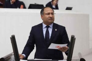 CHP İzmir Milletvekili &Ouml;zcan Pur&ccedil;u; madde bağımlılığı sorununun artması ve
