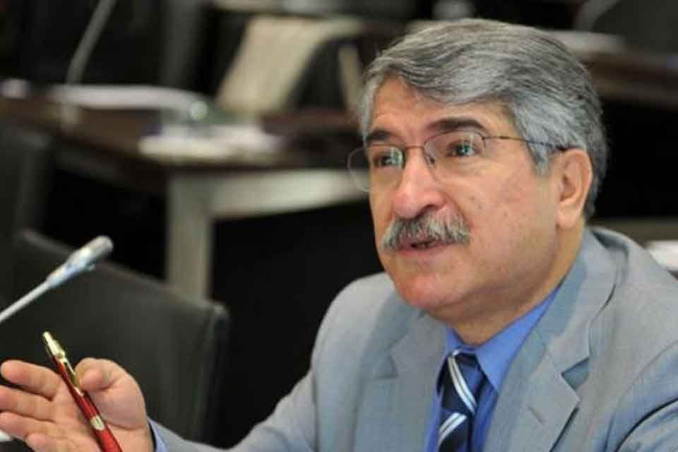 Madenin paraların hurda değerinin kendisinden değerli olduğunu s&ouml;yleyen CHP'li Fikri