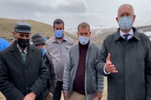 CHP İzmir Milletvekili Atila Sertel, Kars&rsquo;taki ziyaretleri kapsamında tapusu olmayan