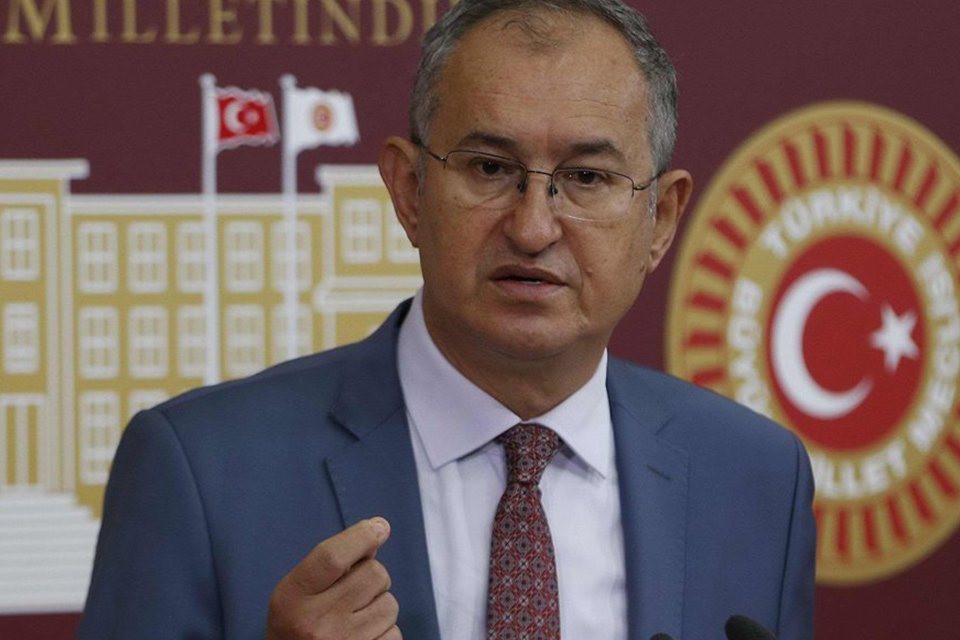 Cumhuriyet Halk Partisi (CHP) İzmir Milletvekili Atila Sertel, en düşük