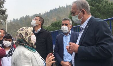 CHP'li Sertel heyelan bölgesinde: Çiğli'de 33 evde yıkılma tehlikesi