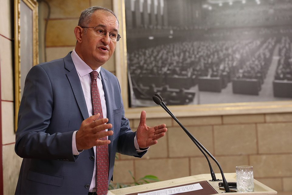 Cumhuriyet Halk Partisi (CHP) İzmir Milletvekili Atila Sertel’in soru önergesini