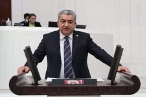 CHP İzmir Milletvekili Bedri Serter, 30 Ağustos Zafer Bayramı mesajı