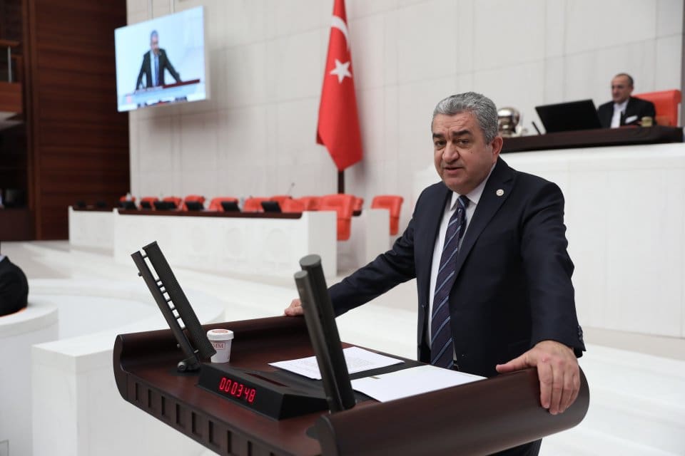 İzmir Milletvekili Bedri Serter, 11 Ekim D&uuml;nya Kız &Ccedil;ocukları g&uuml;n&uuml;