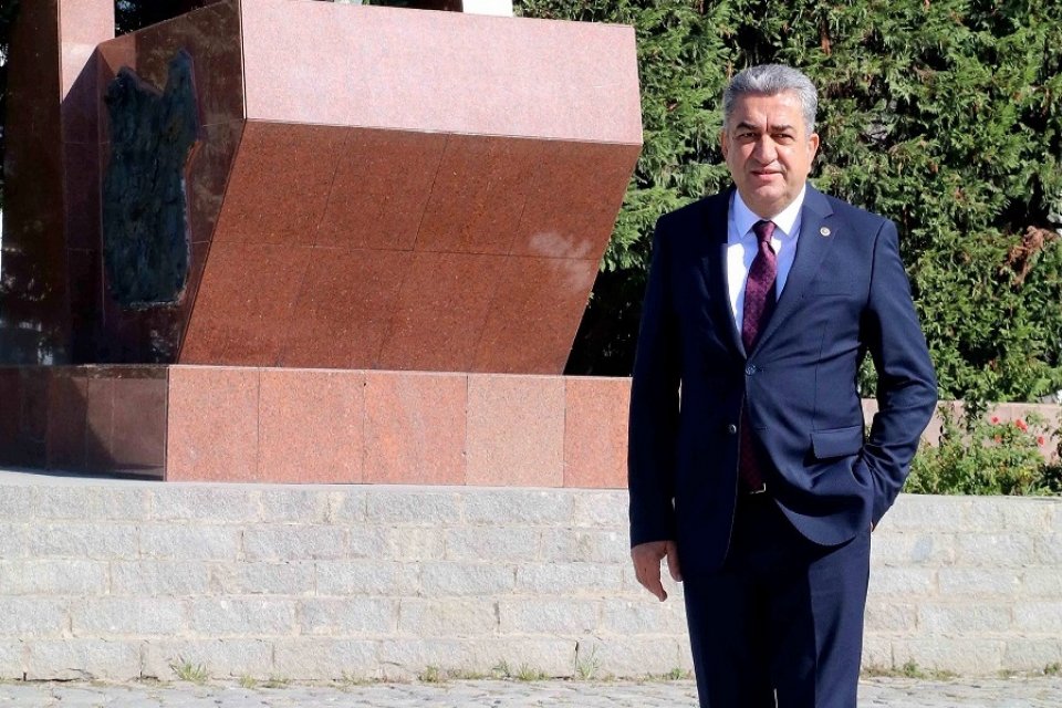 CHP İzmir Milletvekili Bedri Serter, 24 Temmuz Basın Özgürlüğü için