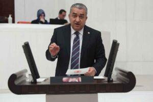 İzmir Milletvekili Bedri Serter, Türkiye İhracatçılar Meclisi’nin kuruluş ve görevlerine