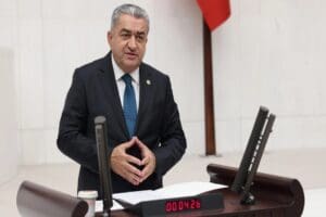 Yeniden aday g&ouml;sterilmeyen CHP İzmir Milletvekili Bedri Serter " Bundan