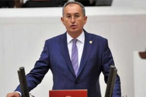 Cumhuriyet Halk Partisi (CHP) İzmir Milletvekili Atila Sertel, İzmir'in vergi