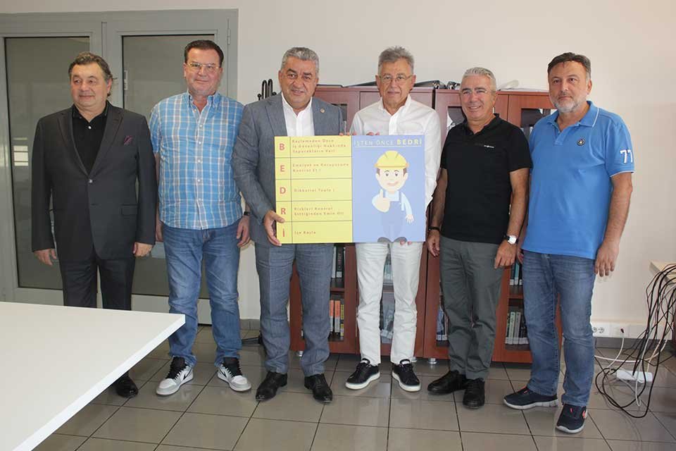 Cumhuriyet Halk Partisi İzmir Milletvekili ve CHP Ekonomi Masası &Uuml;yesi