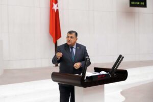 CHP İzmir Milletvekili Kamil Okyay Sındır, T&uuml;rk tarımının uzun yıllar