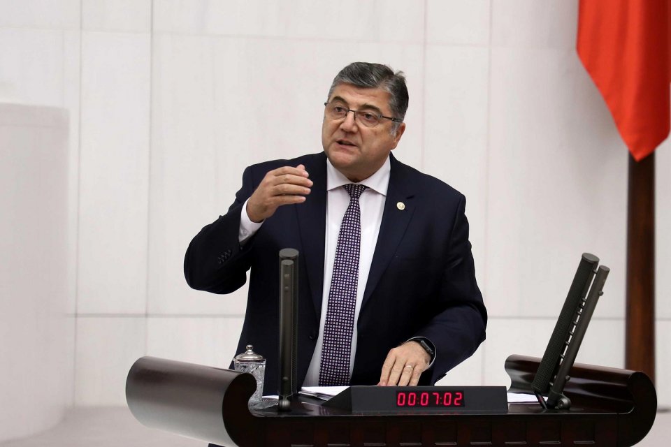 CHP İzmir Milletvekili Sındır, Kirlenen doğal varlıklarımıza dikkat &ccedil;eken, 20