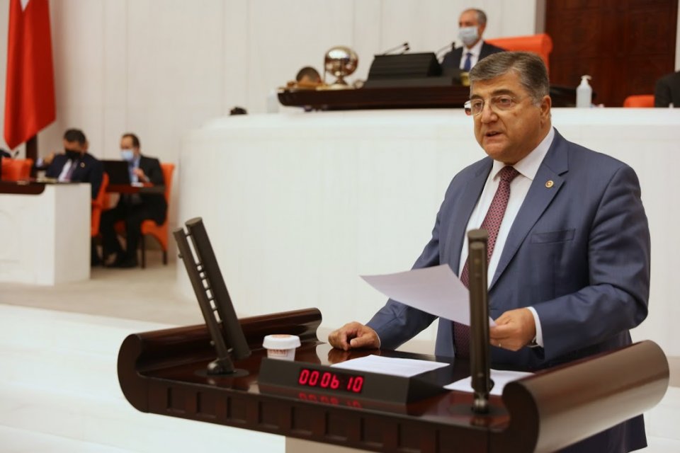 CHP İzmir Milletvekili Kamil Okyay Sındır, TBMM Genel Kurulu&rsquo;nda g&ouml;r&uuml;ş&uuml;len