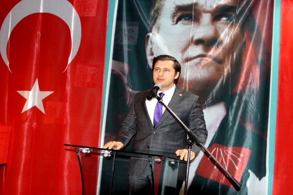 Cumhuriyet Halk Partisi İzmir İl Başkanı Deniz Y&uuml;cel, 18 Mart