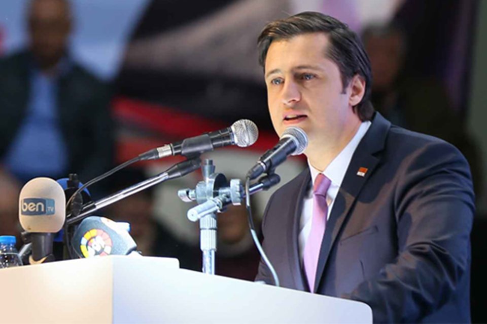 Y&uuml;cel yaptığı a&ccedil;ıklamada, Adalet ve Kalkınma Partisi y&ouml;neticilerinin ve milletvekillerinin