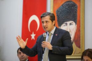 CHP İzmir Milletvekili Adayı Deniz Yücel, 1 Mayıs Uluslararası Birlik,