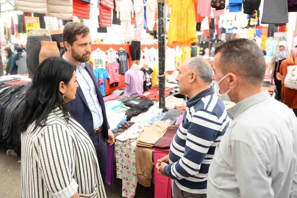 Cumhuriyet Halk Partisi İzmir İl Başkanı Deniz Yücel, yapılan fahiş