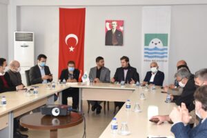 Cumhuriyet Halk Partisi İzmir İl Başkanı Deniz Y&uuml;cel ile CHP