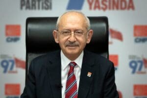 CHP Lideri Kılı&ccedil;daroğlu yarınki İzmir programı i&ccedil;in kente geldi.&nbsp; CHP