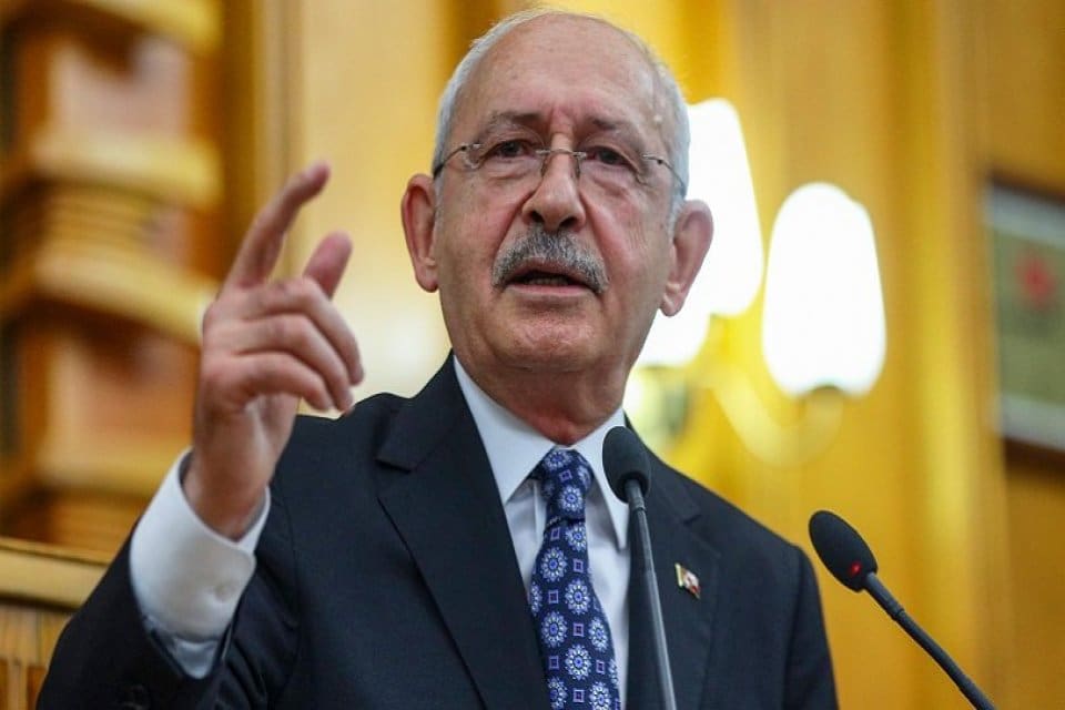 CHP lideri Kemal Kılı&ccedil;daroğlu, Merkez Bankası'nın faiz kararının ardından erken