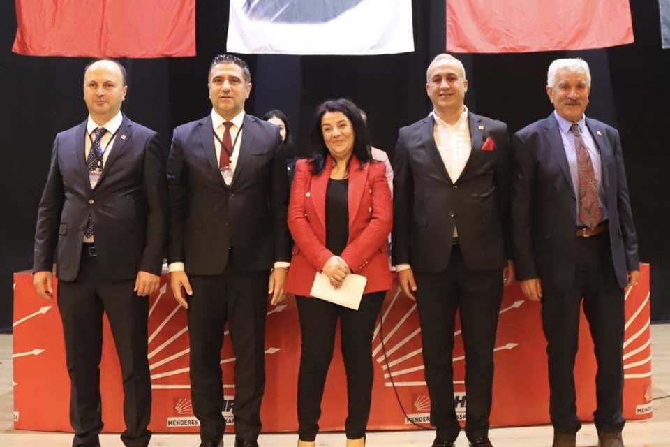Cumhuriyet Halk Partisi (CHP) Menderes &Ouml;rg&uuml;t&uuml;nde delegeler bug&uuml;n sandık başına