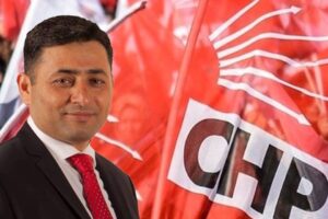 CHP Menemen'deki başkanlık yarışı sonu&ccedil;landı. CHP Menemen'in yeni başkanı belli