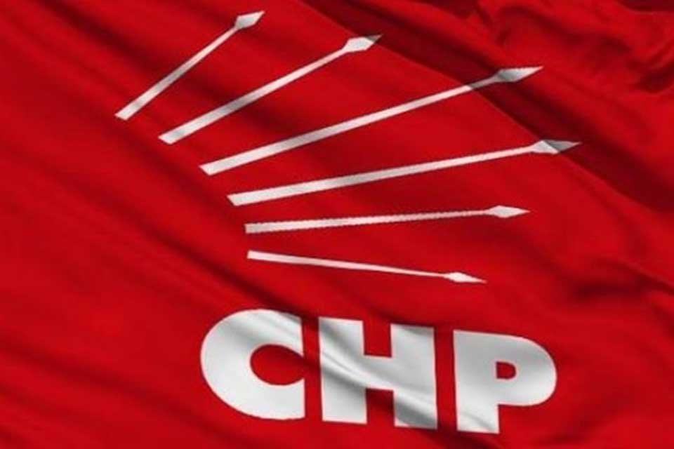 CHP Bayraklı İl&ccedil;e eski Başkanı Pınar Susmuş'un y&ouml;netim kurulu &uuml;yelerinin
