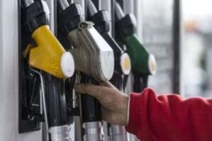 Son yedi ayda benzine y&uuml;zde 197, motorine ise y&uuml;zde 187