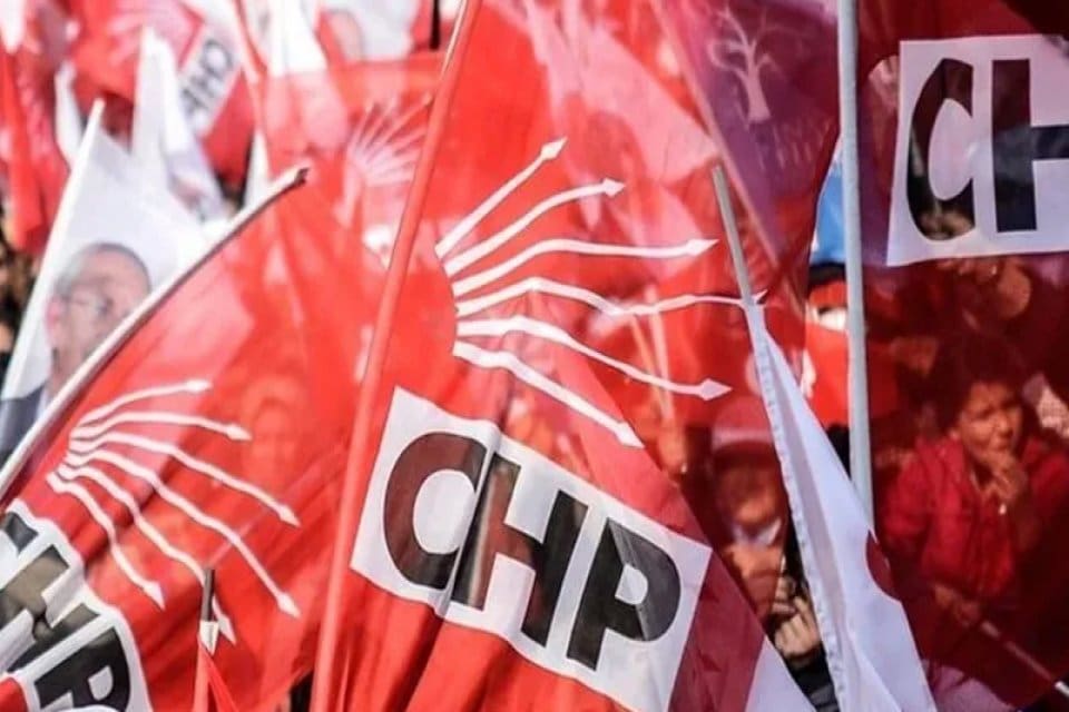 CHP&rsquo;nin Sivas&rsquo;ta 220&rsquo;nin &uuml;zerinde belediye başkanının katılacağı &ccedil;alıştay, iki g&uuml;n