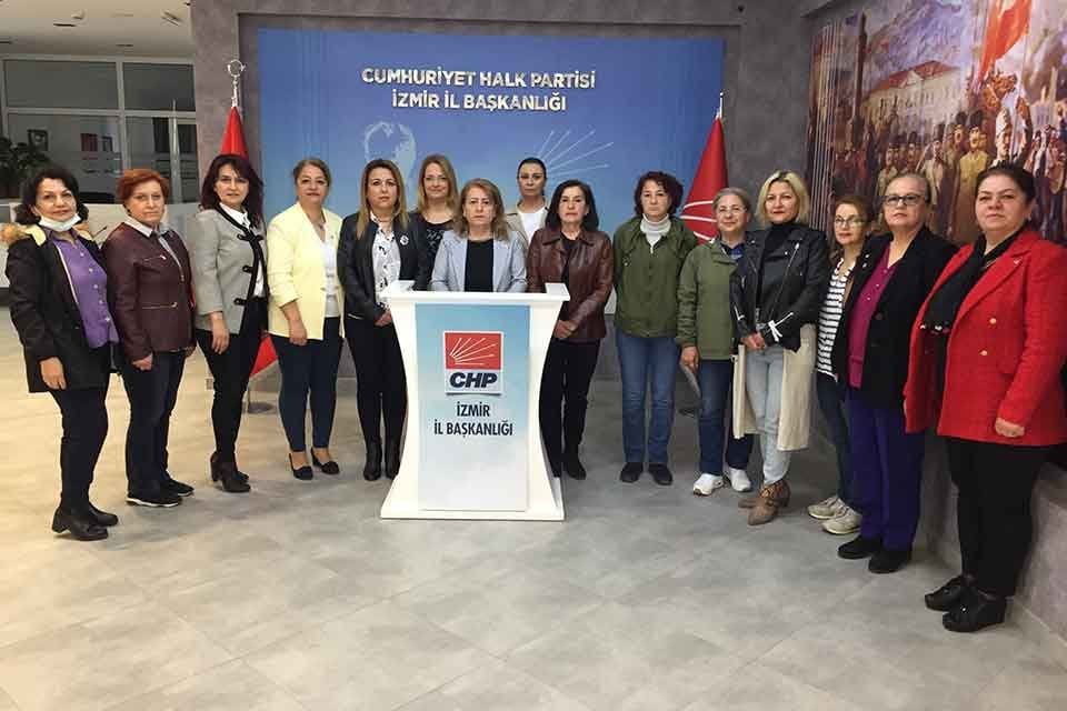 Cumhuriyet Halk Partisi İzmir İl Kadın Kolları, 3 Nisan 1930&rsquo;da