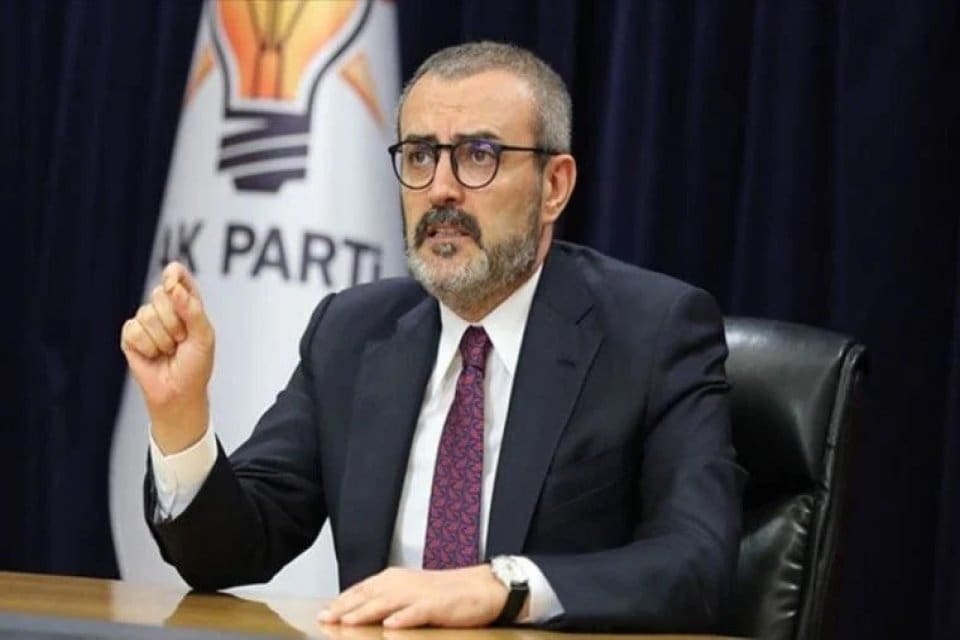 AK Parti Grup Başkan Vekili Mahir &Uuml;nal, TBMM'de basın toplantısında