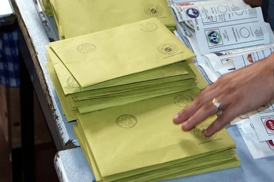 CHP ve İYİ Parti, Millet İttifakı'nın milletvekili sayısını artırmak i&ccedil;in,
