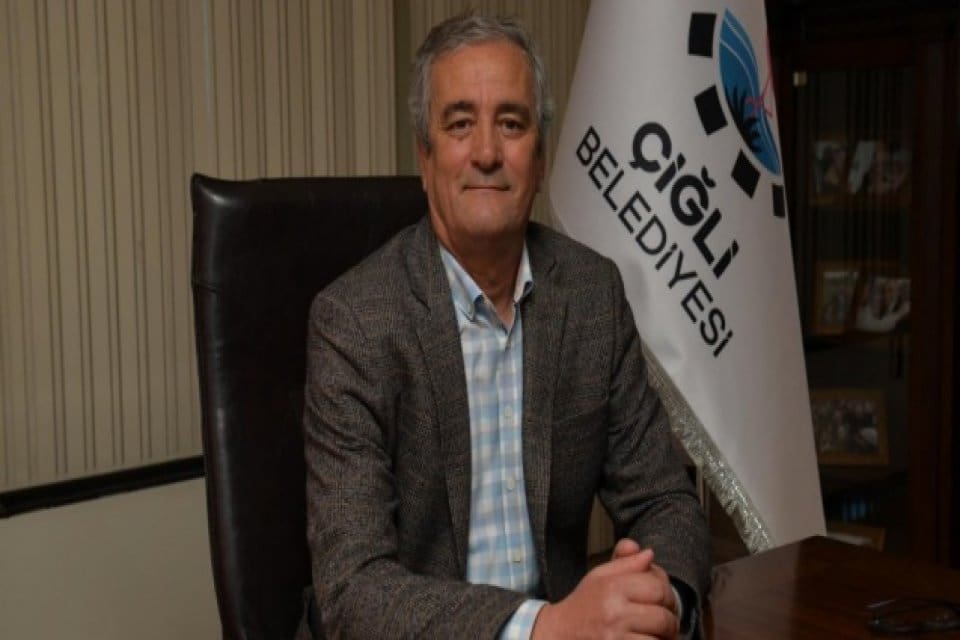 &Ccedil;iğli Belediyesi Başkan Yardımcısı Mustafa Avdan, corona vir&uuml;s nedeniyle hayatını