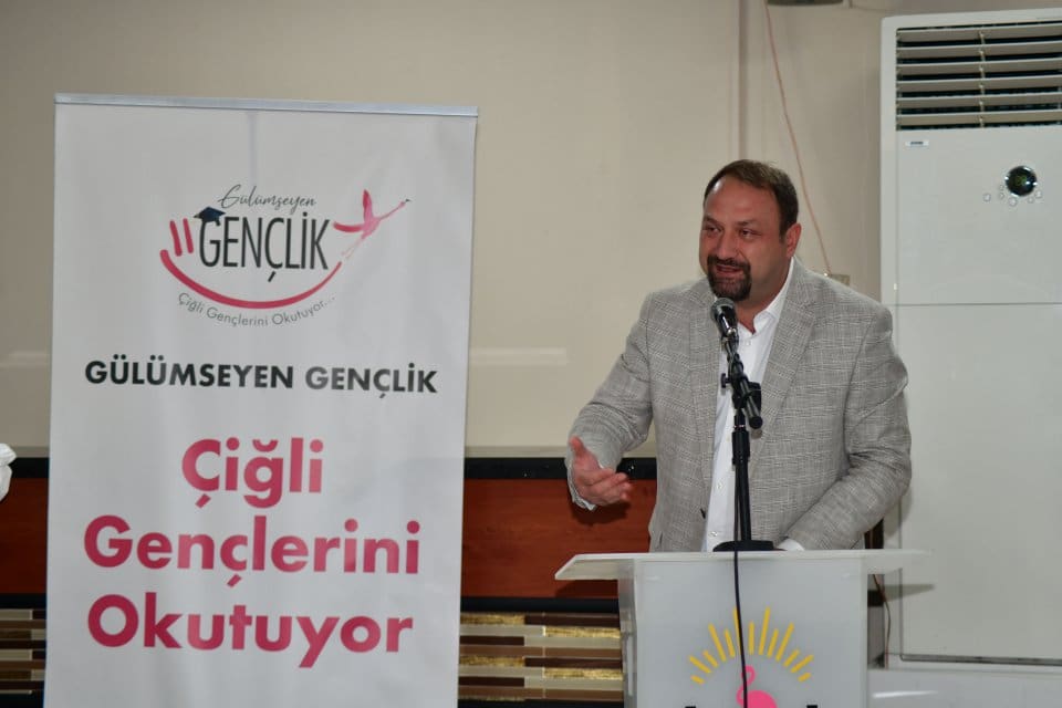 &Ccedil;iğli Belediyesi tarafından, maddi sıkıntı yaşayan &uuml;niversite &ouml;ğrencilerine burs imkanı